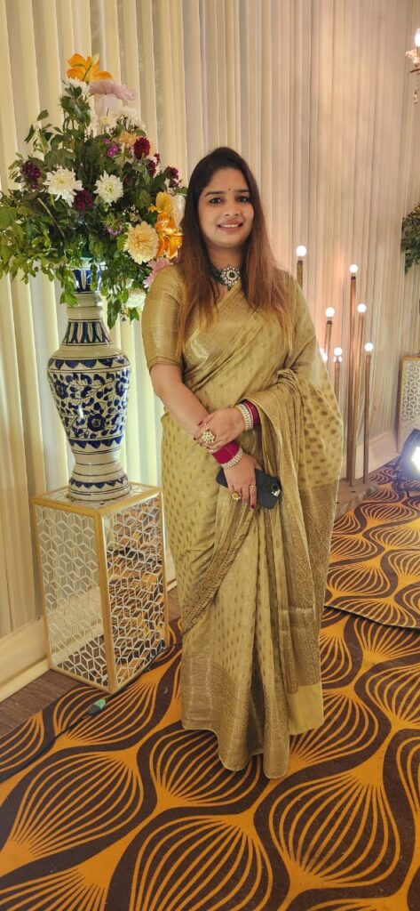 Shikha Mehandiratta : Expertise in Tarot Reading, Reiki and Pendulum Dowsing